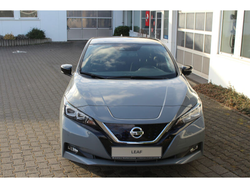 Nissan Leaf 40 kWh N-Connecta - Winter, LED, 360°, Navi