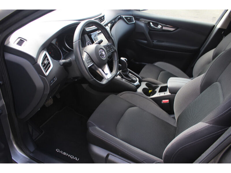 Nissan Qashqai 1.3 N-Connecta - Sitzhzg, Navi,360°, Klima