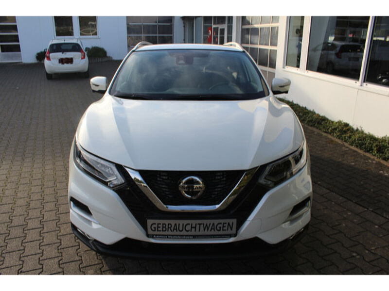 Nissan Qashqai 1.3 Tekna-FSH,360°, Navi, Sitzhzg, AHK, DAB