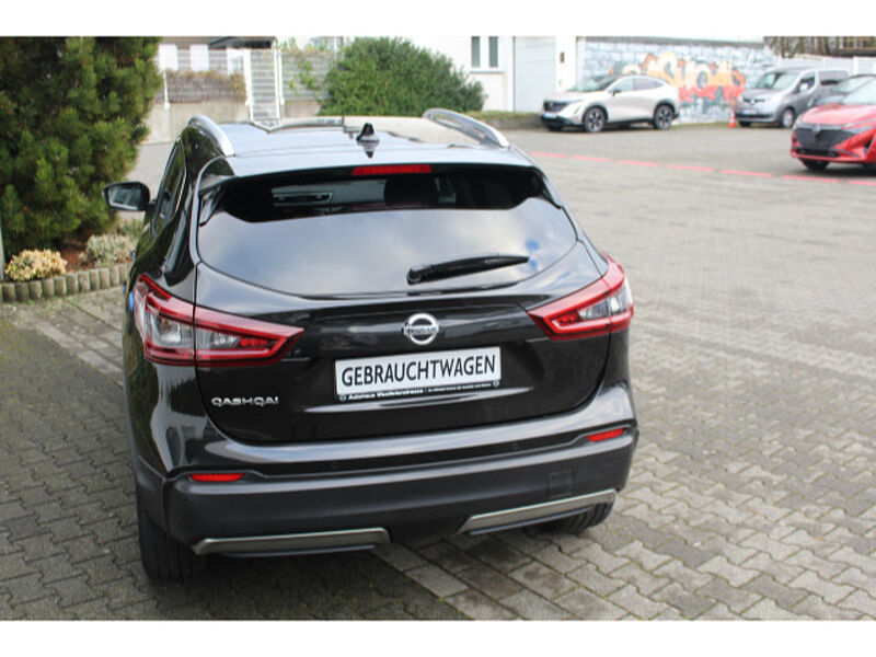 Nissan Qashqai 1.3 Zama-Klima, Navi,360°Kam. ,SHZ, PGD, PDC